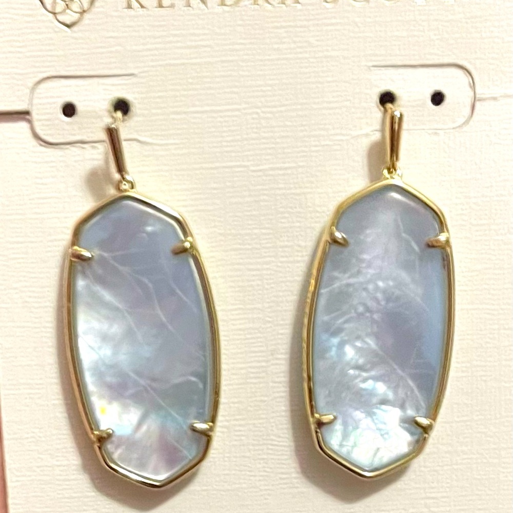 VGUC Kendra Scott Elle earrings